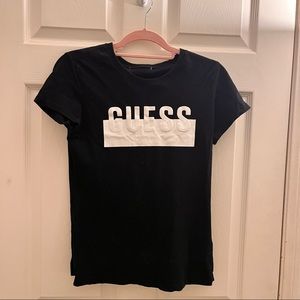 Guess top